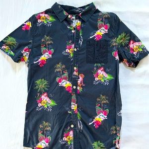 Tropical Women/ Floral Button-Up Shirt from On the Byas